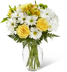 The Sunny Sentiments Bouquet from Parkway Florist in Pittsburgh PA